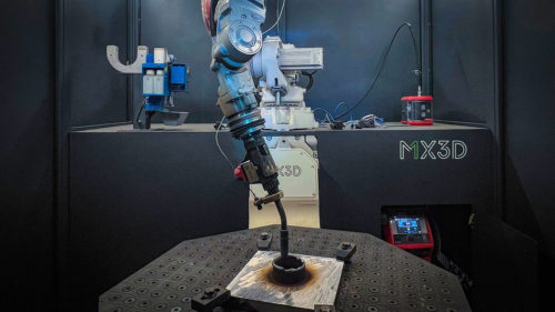 ジョイントの製作に使われたMX3D社製の金属3Dプリンター