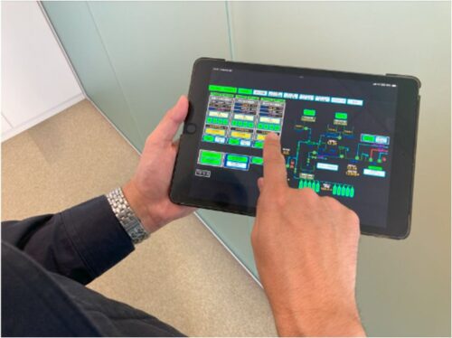 タブレットによる遠隔管理の様子