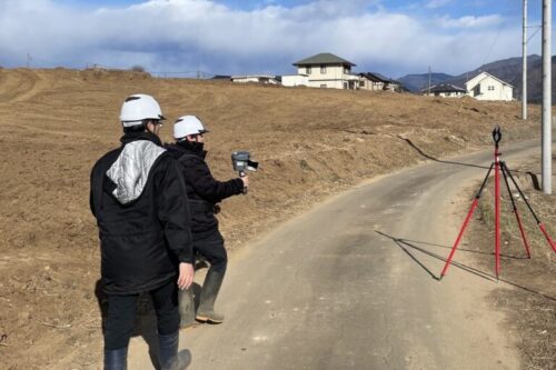 ハンディスキャナーを使った現場での点群計測作業