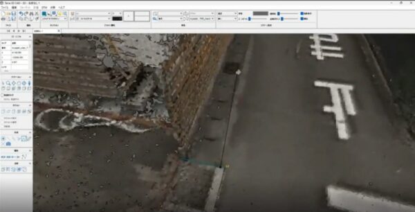 点群データを「Terra 3D CAD」に読み込み、不要な部分の削除などを行う